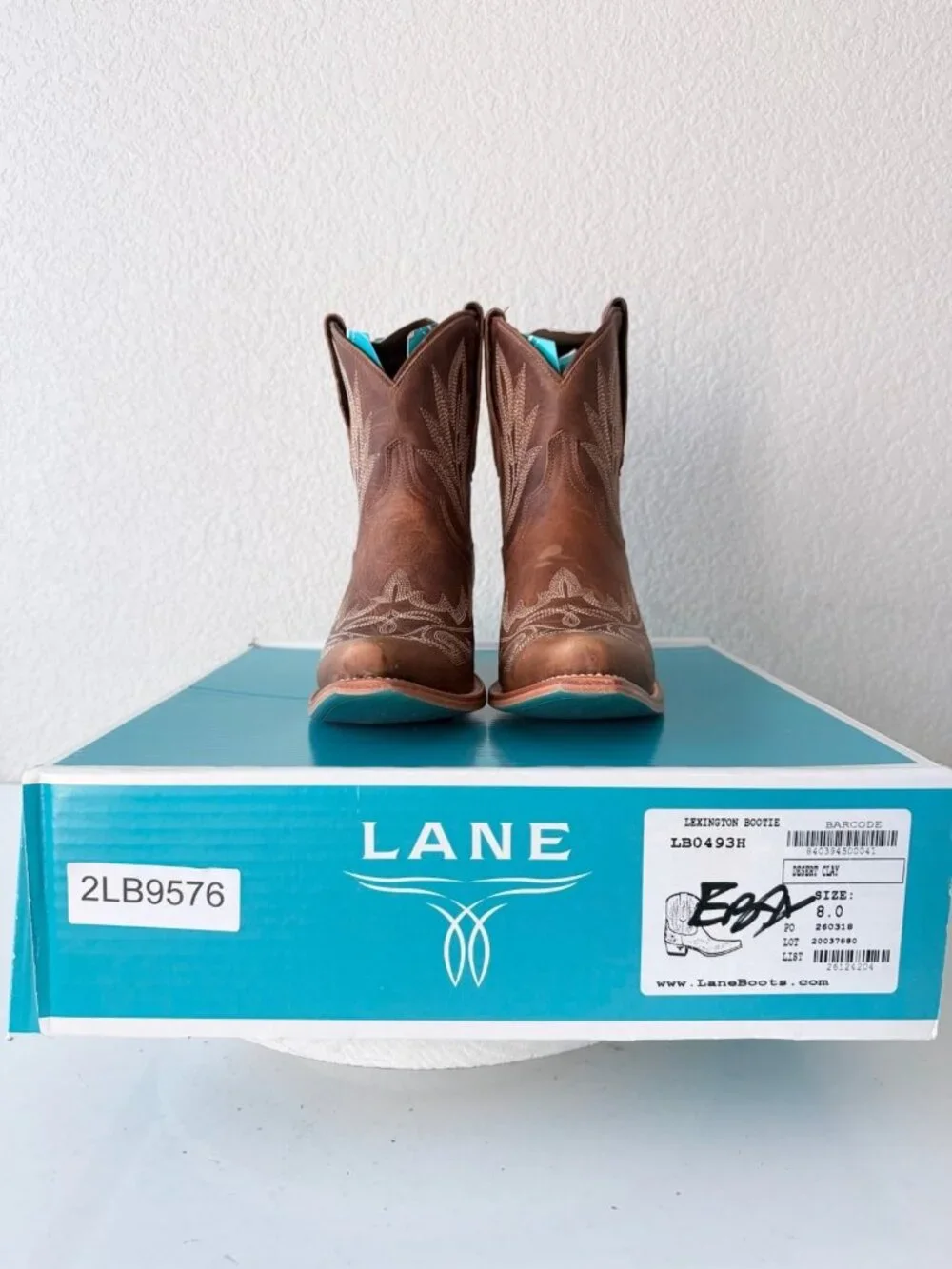 Lane Boots LEXINGTON Brown Cowboy Bootie Womens 8 Western Cowgirl Short Snip Toe